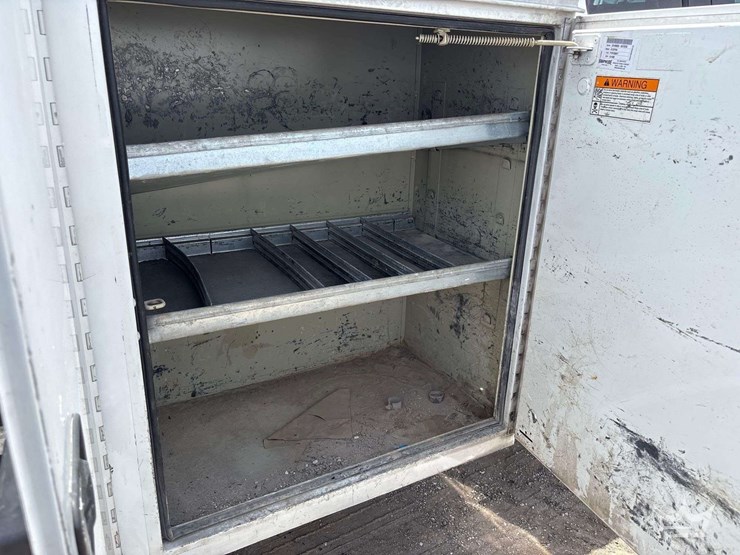 2019-ford-f450-image-28