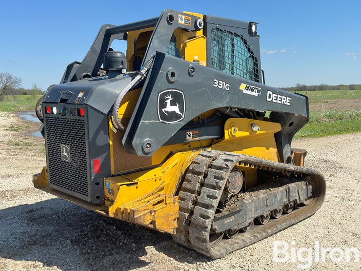 2021-deere-331g-image-5