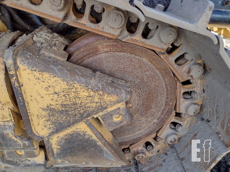 2017-caterpillar-d6n-xl-image-37