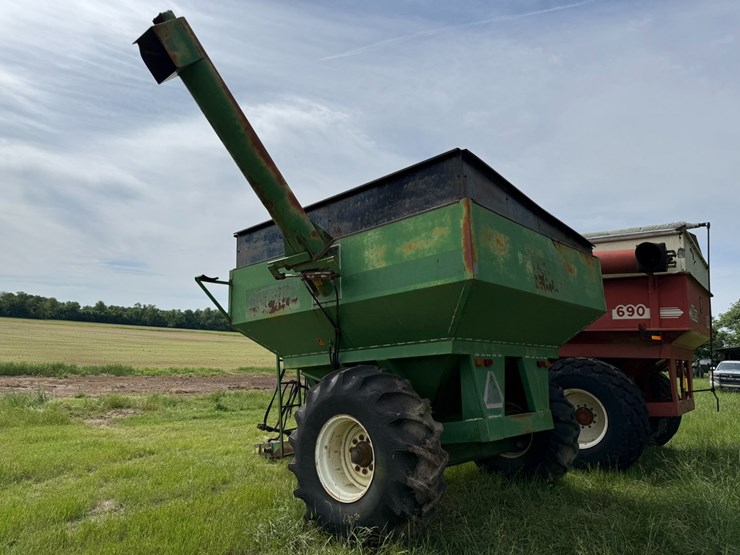 #45624-•-sukup-giant-grain-cart-image-3
