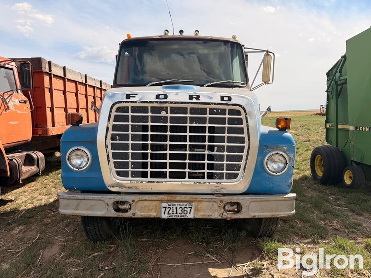 1980-ford-ln700-image-2