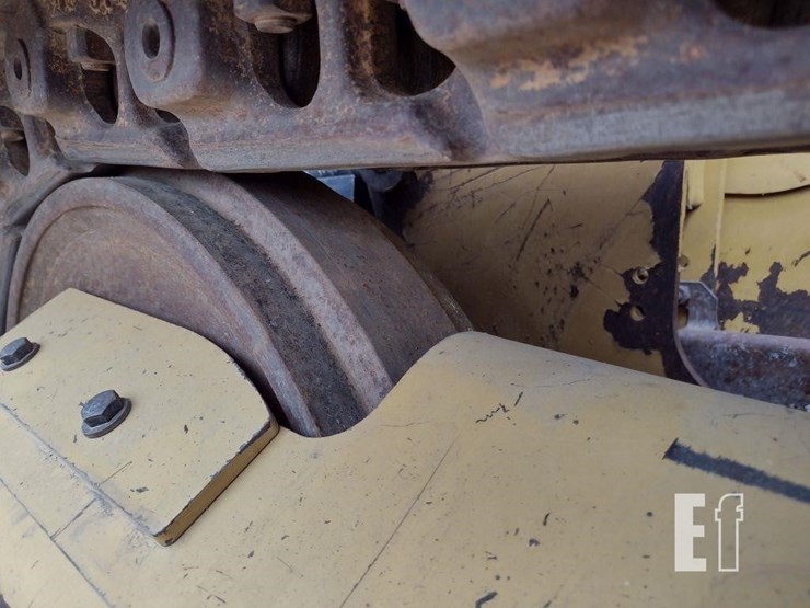 2017-caterpillar-d5k2-xl-image-18