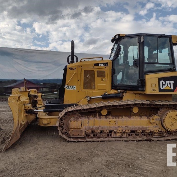 2019 CATERPILLAR D6K2 XL