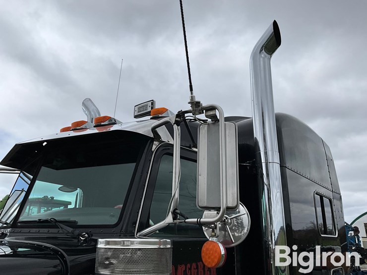 2006-peterbilt-379-image-11
