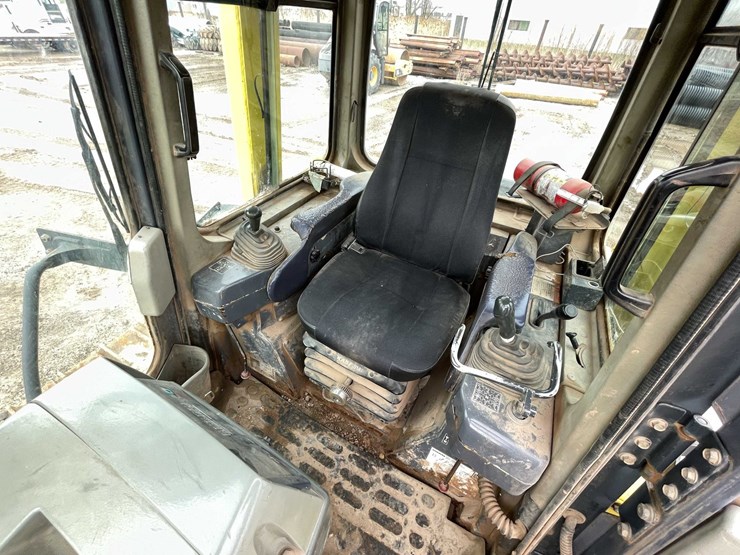 komatsu-d65px-12-image-45