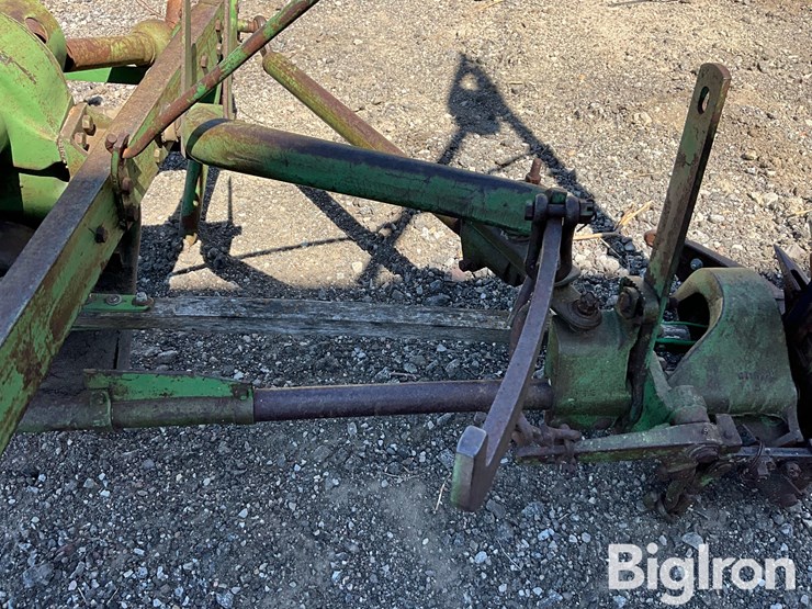 john-deere-7-image-19