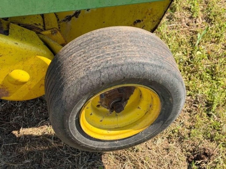 john-deere-530-image-11