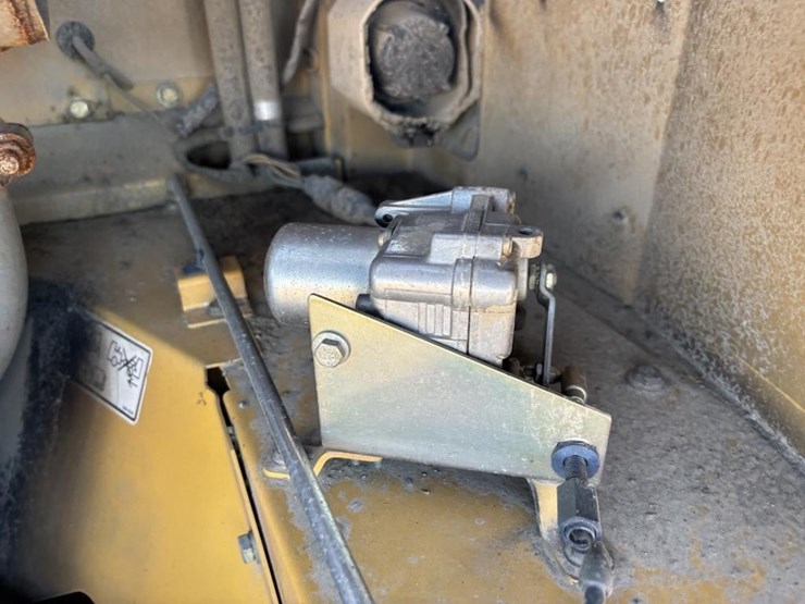 2005-caterpillar-it14g-image-51
