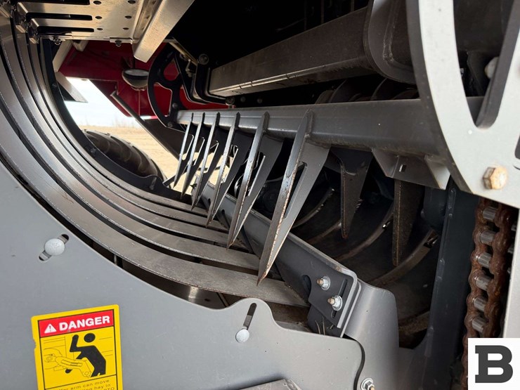 2022-massey-ferguson-2270-image-55