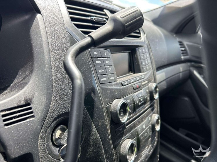 2017-ford-explorer-image-17