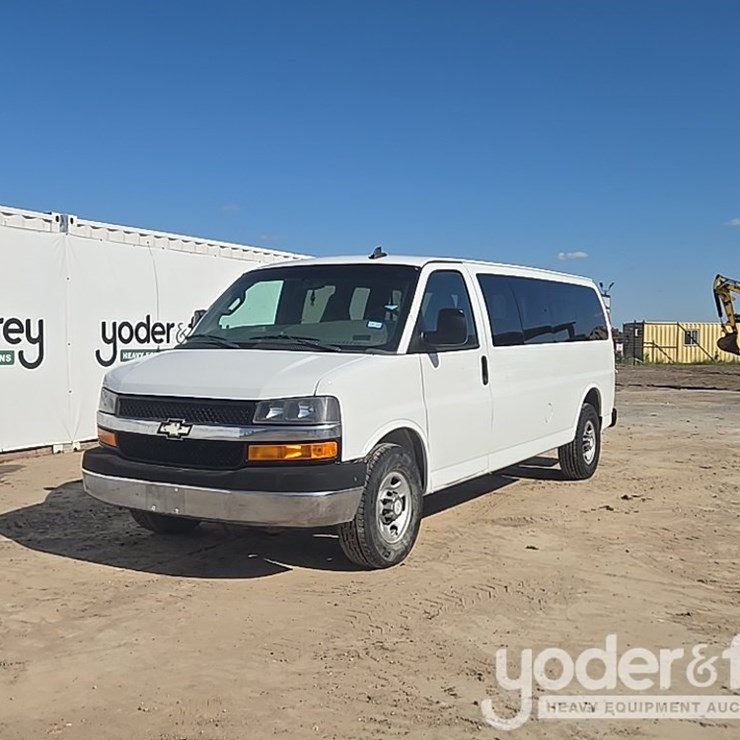 2017 CHEVROLET EXPRESS 3500