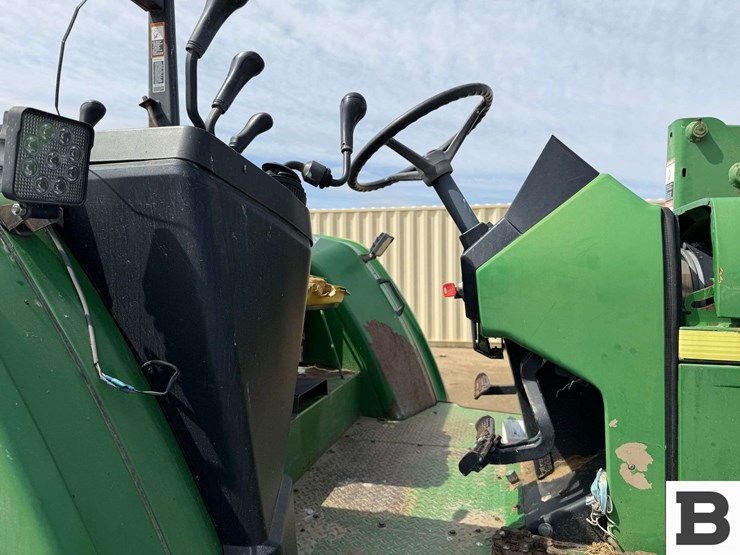 john-deere-7405-image-23