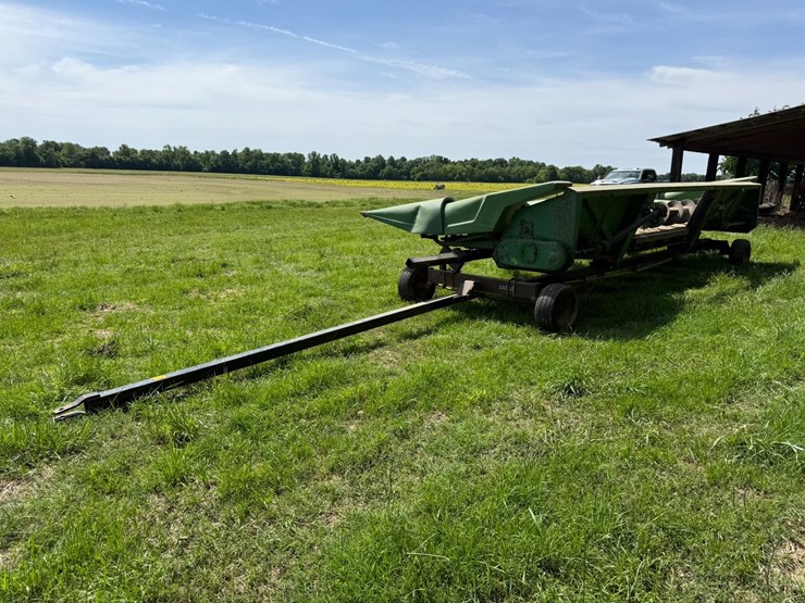 john-deere-8-image-4