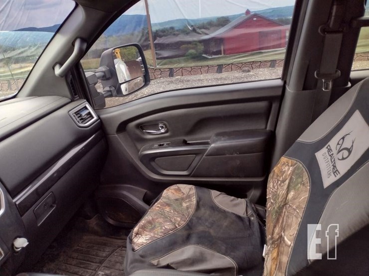 2019-nissan-titan-image-11