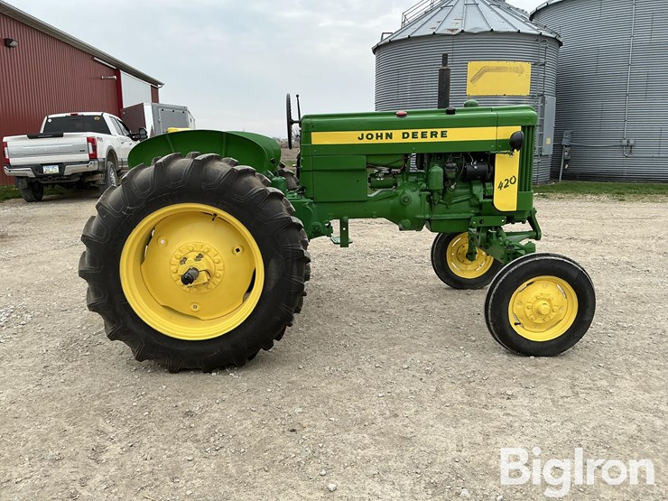 1958-john-deere-420-image-4