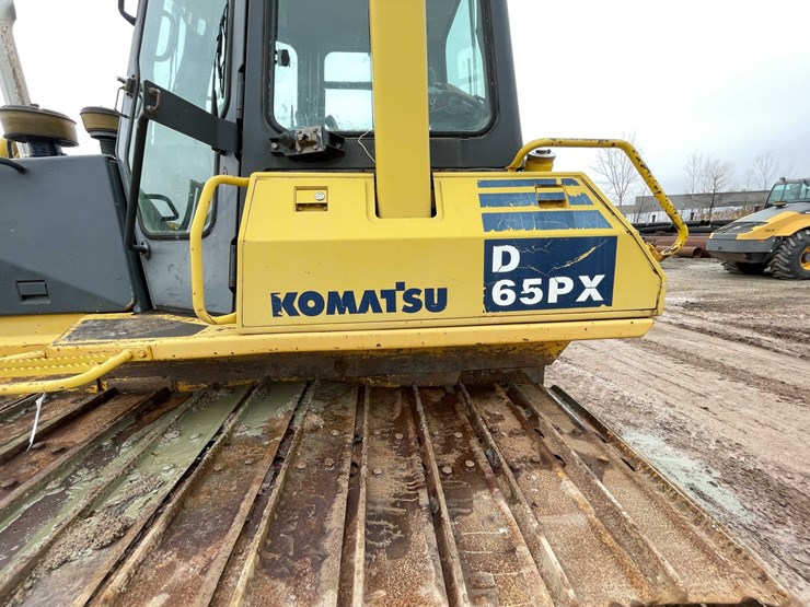 komatsu-d65px-12-image-21