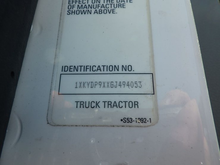 2016-kenworth-t680-image-28