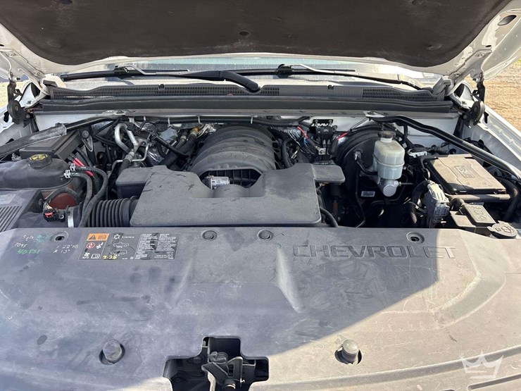 2016-chevrolet-tahoe-image-9
