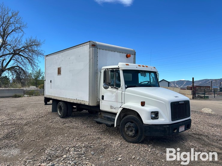 2000-freightliner-fl50-image-3