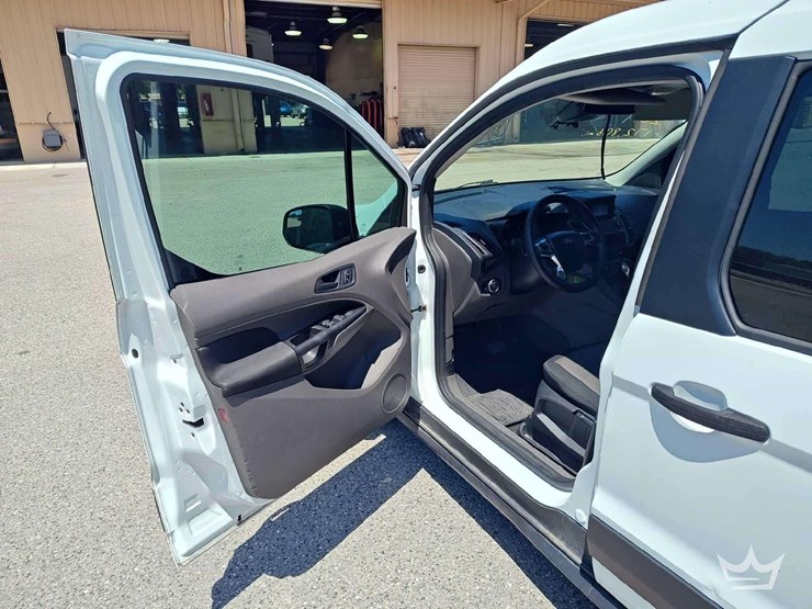 2019-ford-transit-connect-image-42