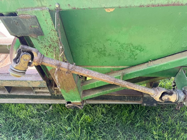 john-deere-8-image-35