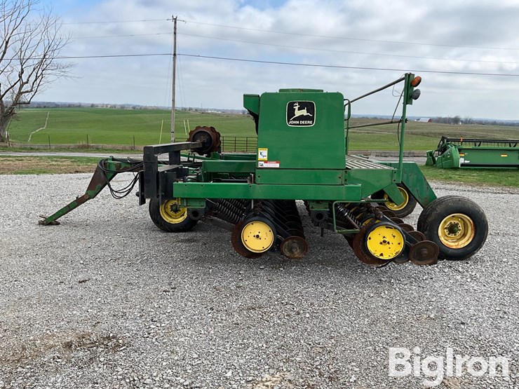 john-deere-750-image-8