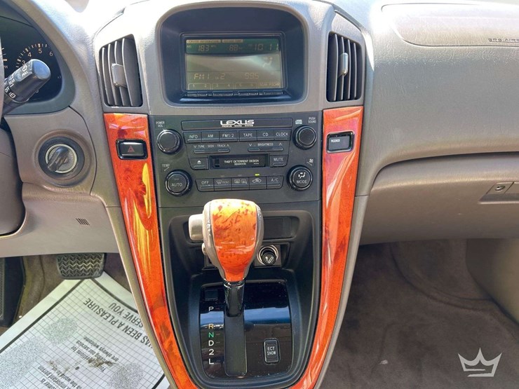 2002-lexus-rx300-image-17