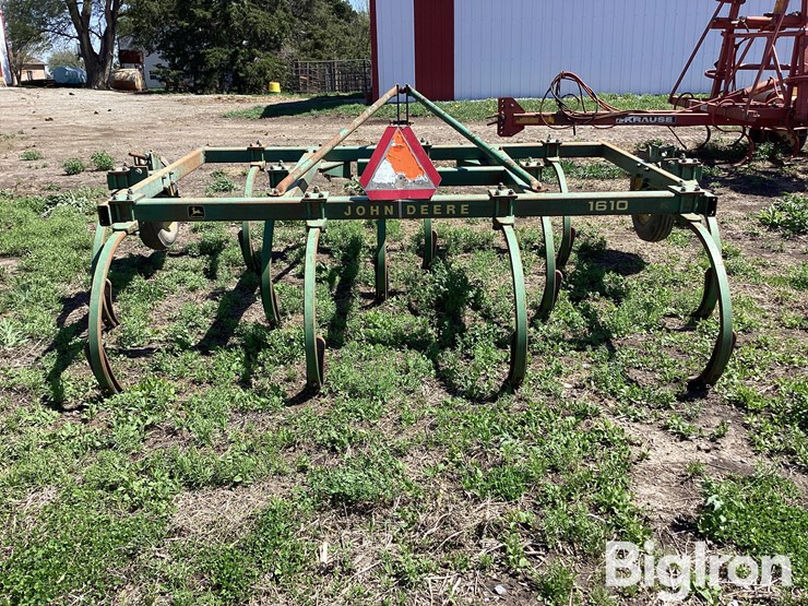 john-deere-1610-image-6