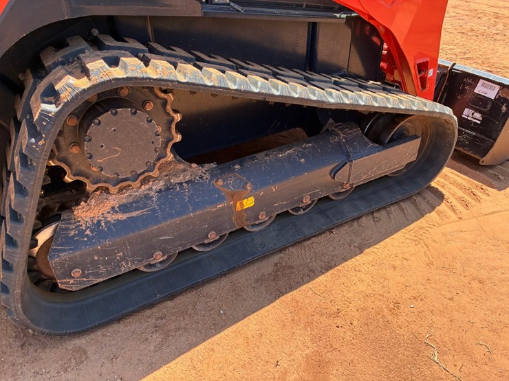 kubota-svl97-2-image-8
