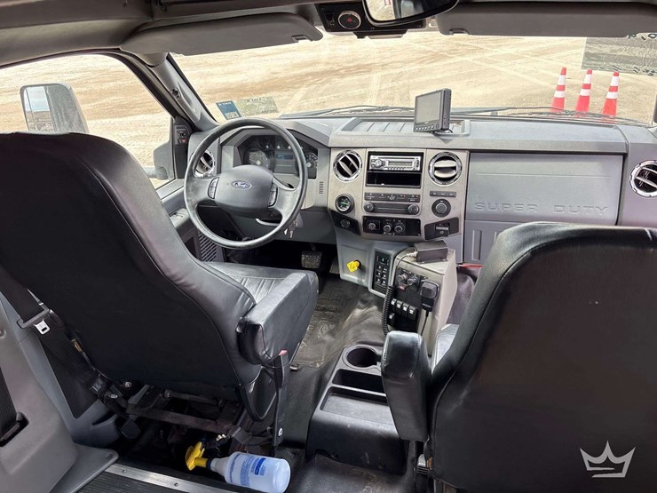 2015-ford-f750-image-38