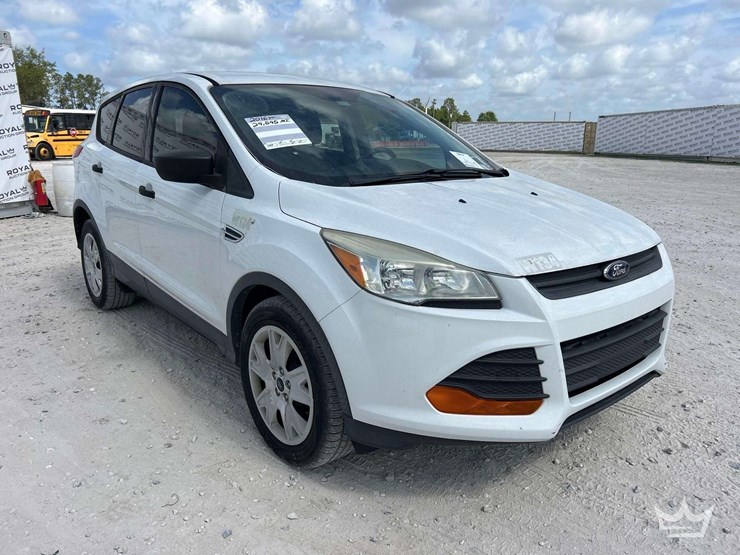 2016-ford-escape-image-2