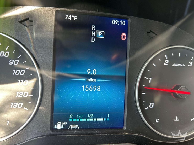 2021-mercedes-benz-sprinter-4500-image-6