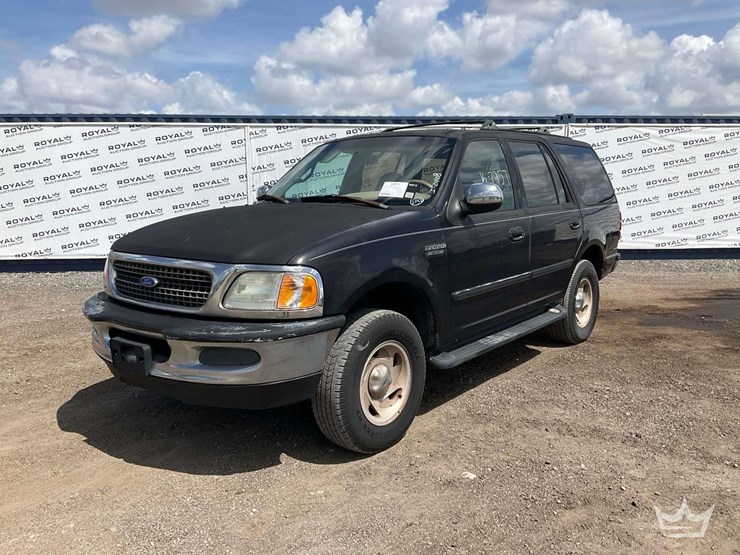 1997-ford-expedition-image-1
