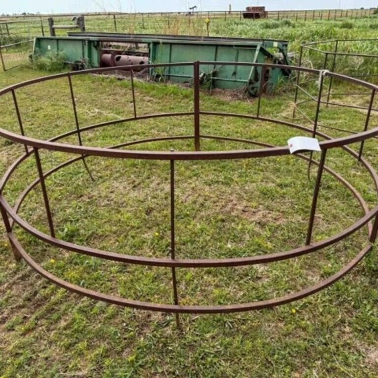 Steel Round Bale Feeder