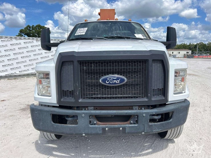 2017-ford-f750-image-47