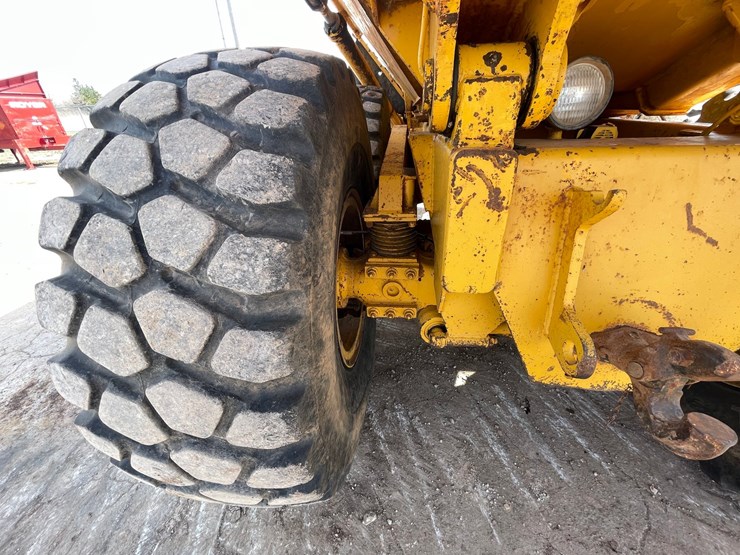 volvo-a25-image-22