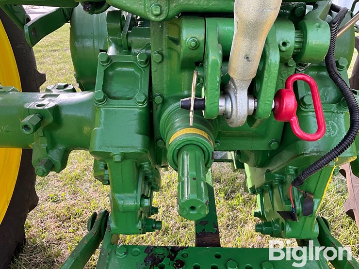 1957-john-deere-420-image-12