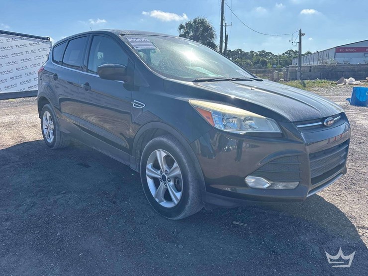 2015-ford-escape-image-2