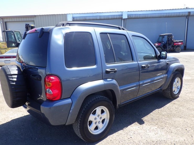 2002-jeep-liberty-image-3