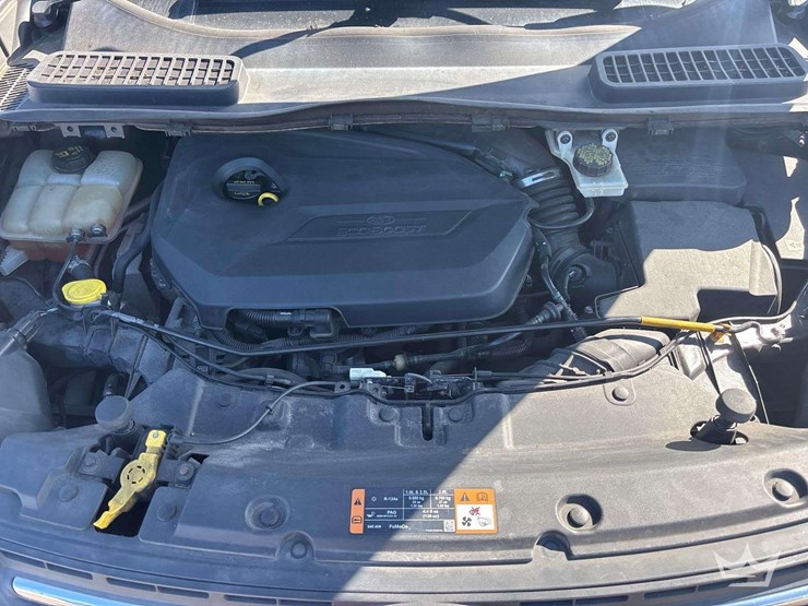 2015-ford-escape-image-7