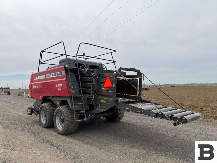 2022-massey-ferguson-2270-image-4