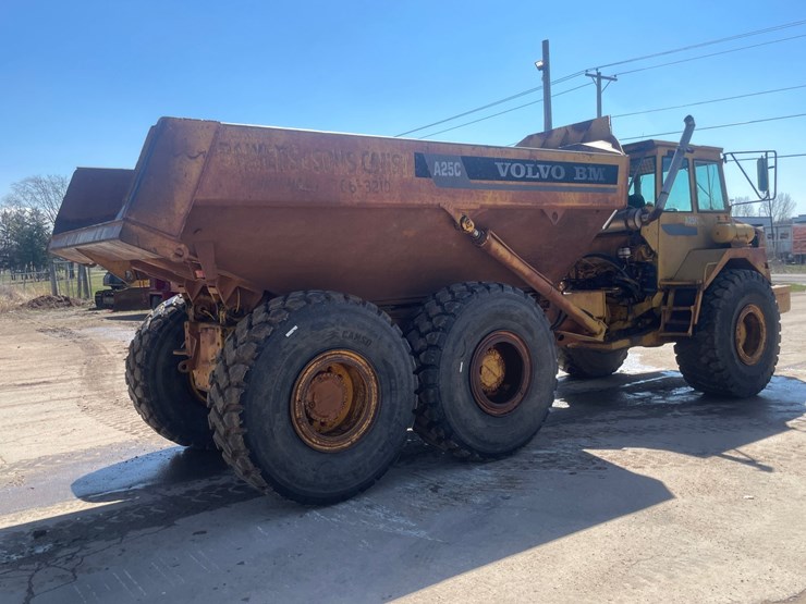 1993-volvo-a25c-image-5