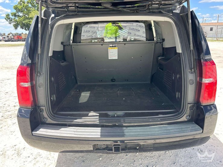 2019-chevrolet-tahoe-image-21
