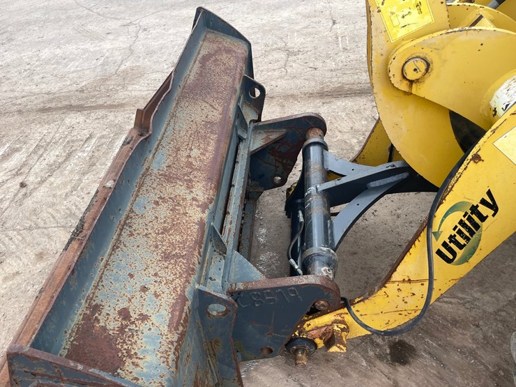 #4032-•-2006-komatsu-wheel-loader-image-32