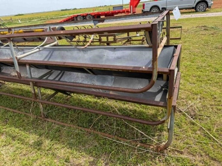 3--10’-feed-bunks-image-8