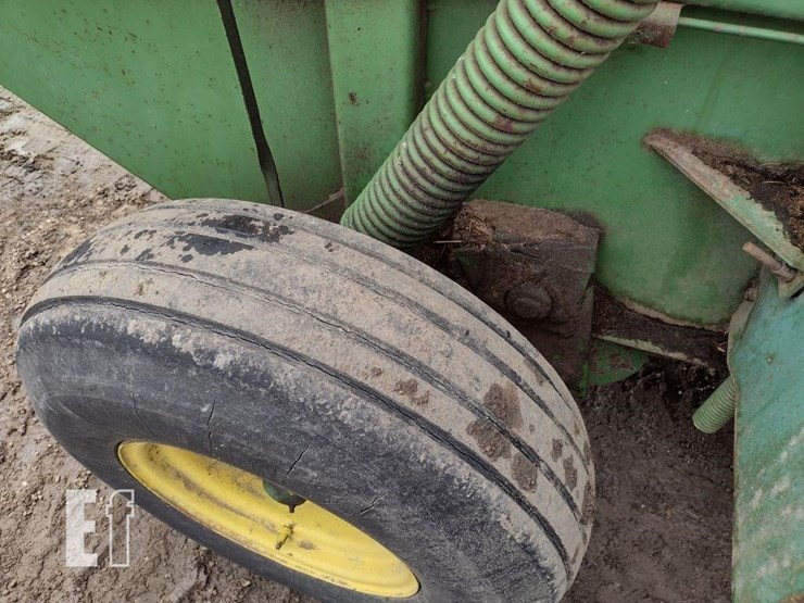 john-deere-410-image-20