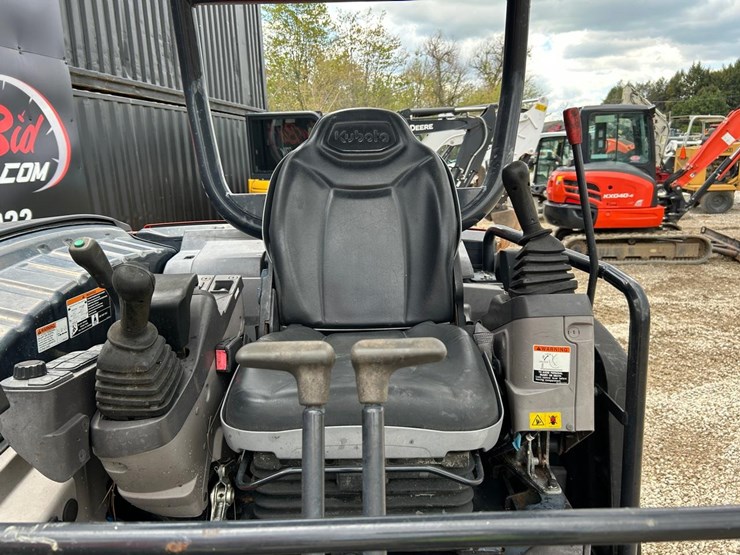 2022-kubota-u55-5-image-19