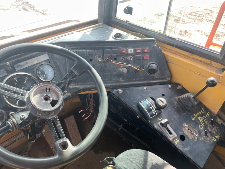 volvo-a25b-image-66
