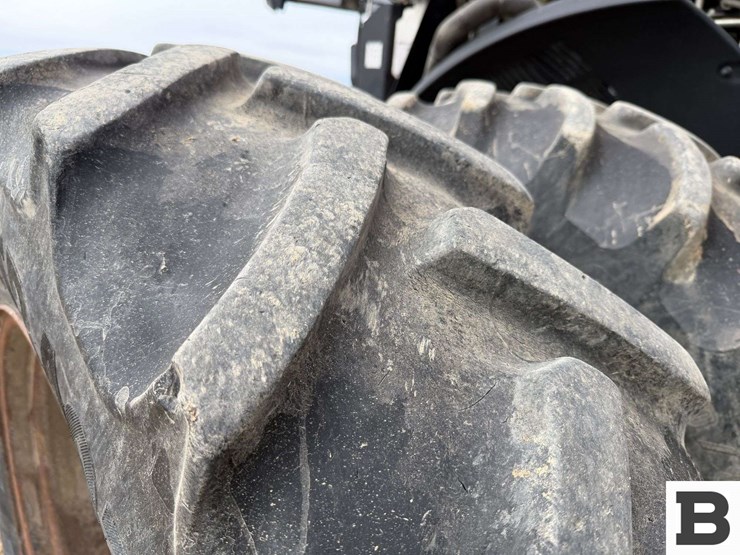2018-case-ih-magnum-310-image-29
