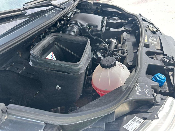 2021-mercedes-benz-sprinter-4500-image-8